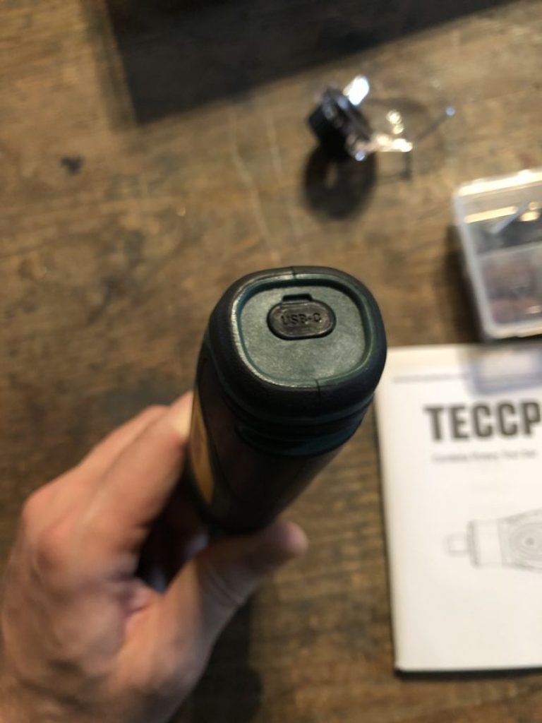 TECCPO Outil Rotatif prise USB-C